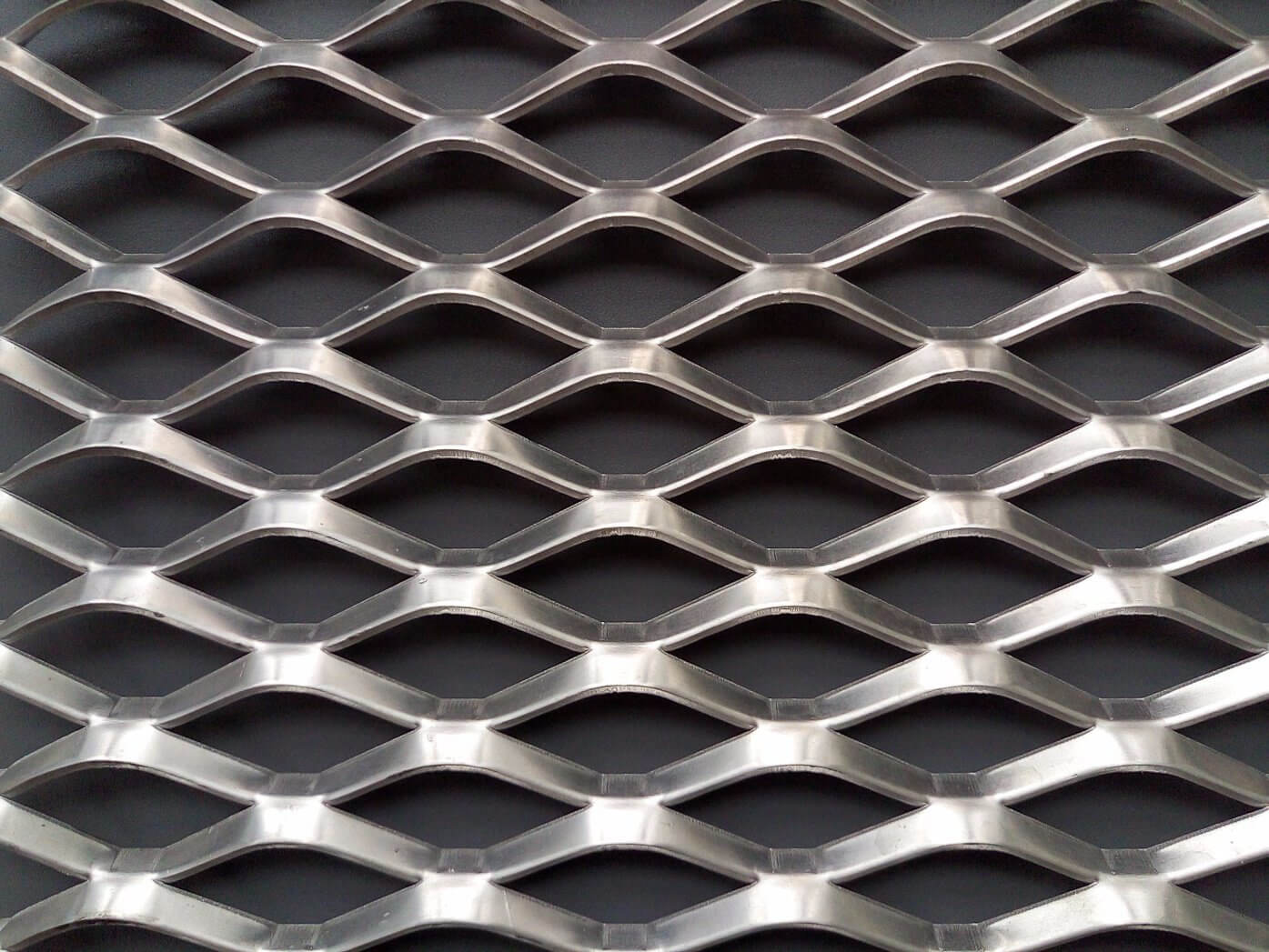Expanded metal sheet