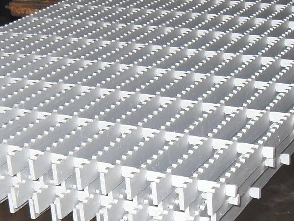 aluminum-grating